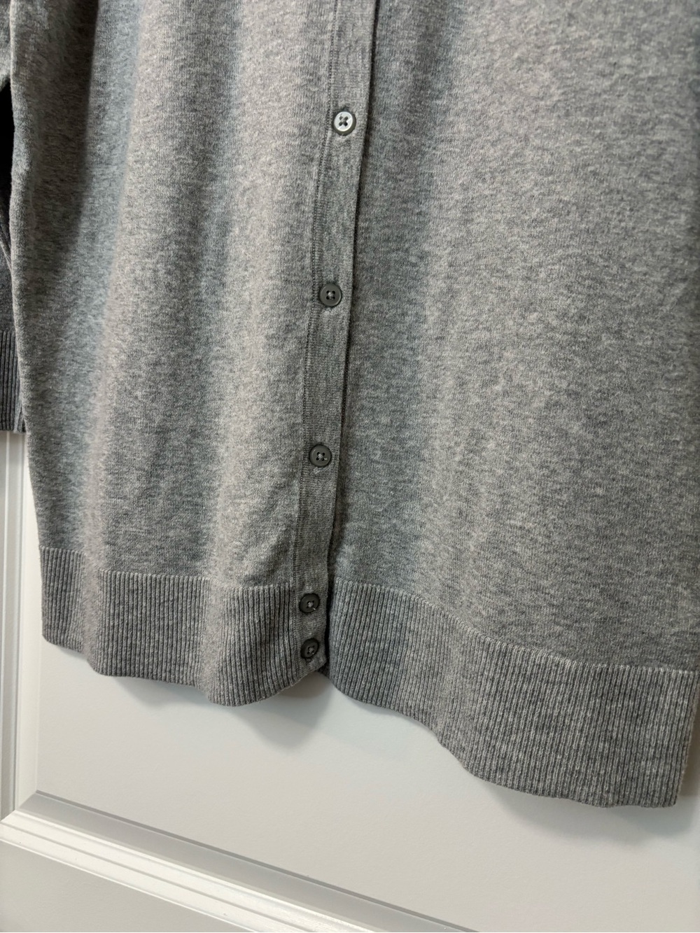 Merona Gray 3/4 Sleeve Button Front Cardigan Sweater, Size L - Picture 5 of 7